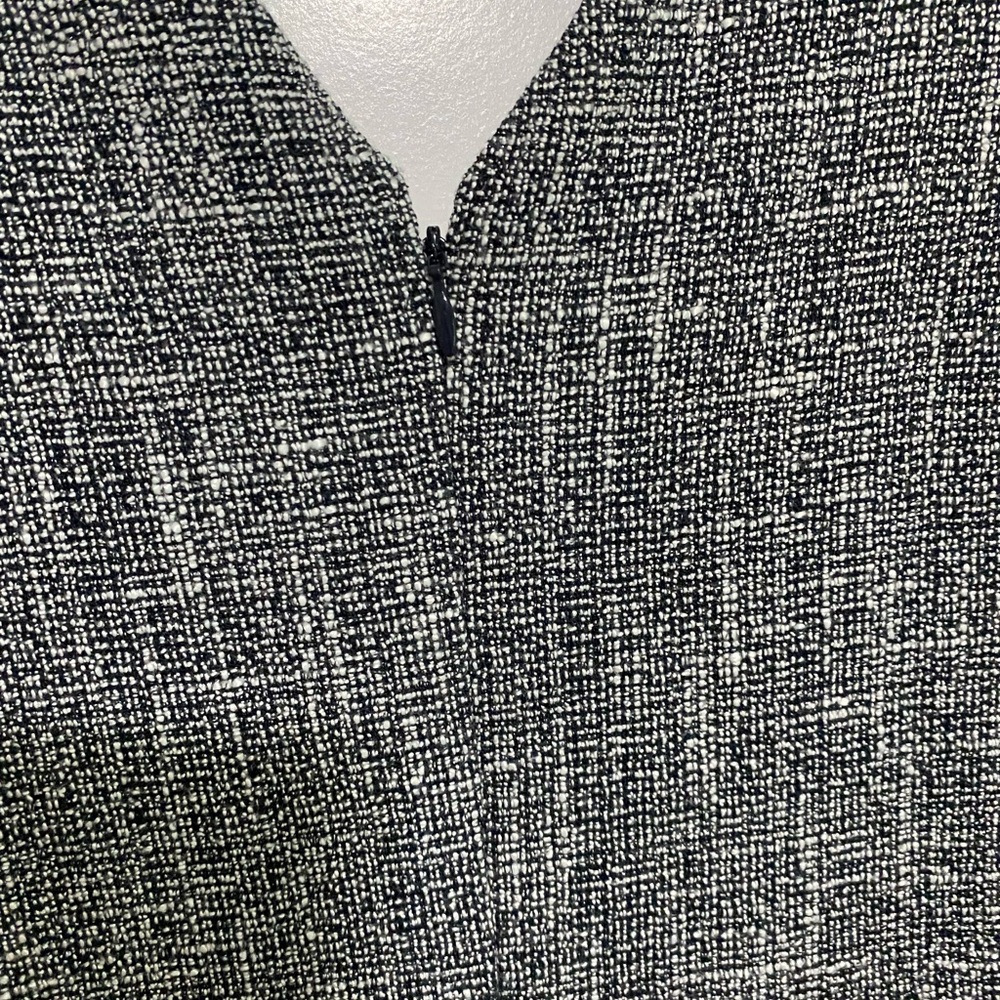 Banana Republic Size 2 Blue Tweed V-Neck Sheath Dress Sleeveless Women’s - Picture 6 of 6